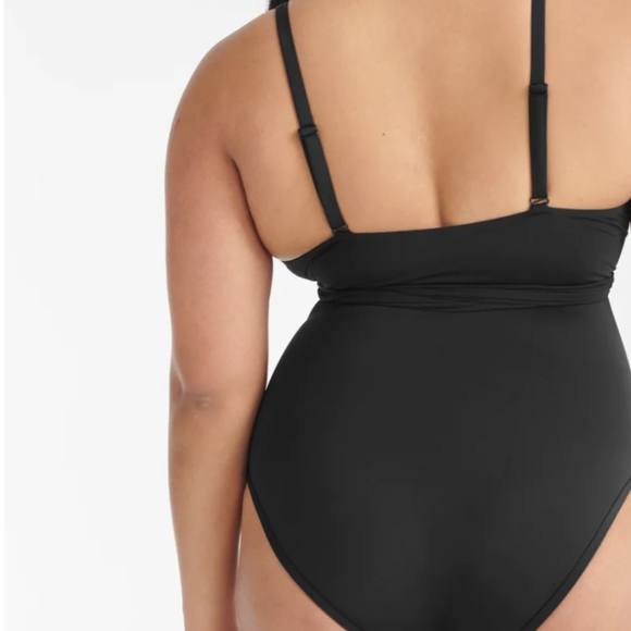 Knix one piece wrap swimsuit - Picture 2 of 4